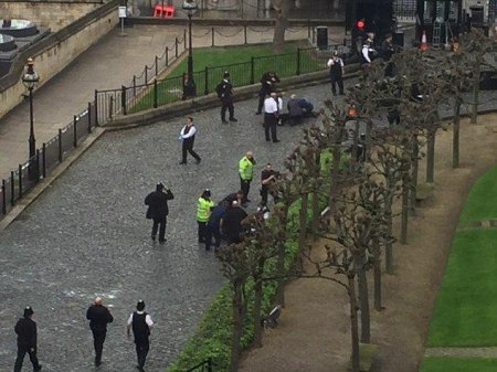 Londonda terror aktında yaralanan 75 yaşlı kişi dünyasını dəyişib