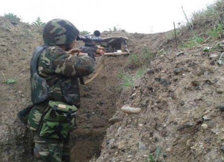 Azərbaycan Ordusunun 2 hərbi qulluqçusu yaralanıb
