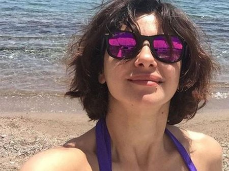 Azərbaycanlı aktrisa bikinili FOTOsunu paylaşdı